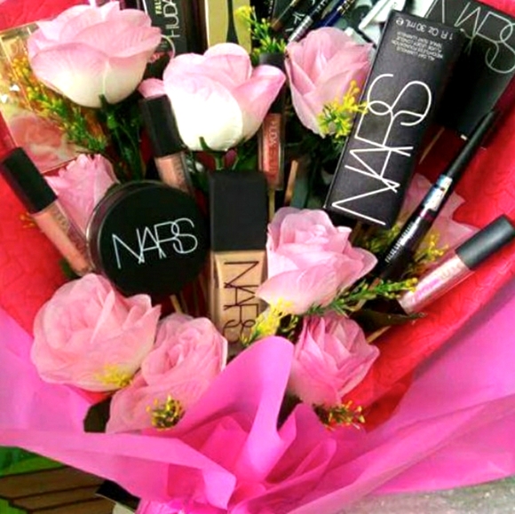 Hello I’m Flower! 😍 - Picture 1 of 1